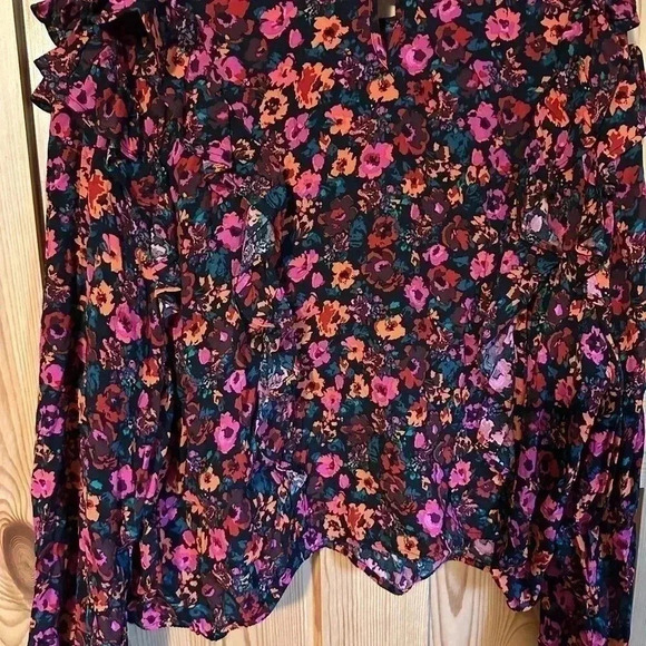 NWT Wild Fable Ruffle Floral Top Size 4XL - Picture 10 of 11